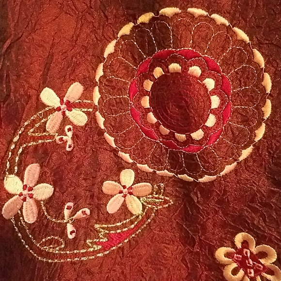 Unique embroidered taffeta overshirt EUC - Picture 2 of 4